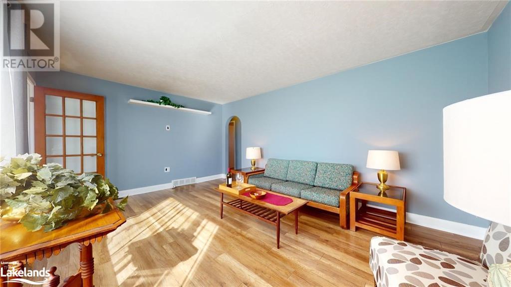 2030 Victoria Street, Innisfil, Ontario  L9S 1K3 - Photo 5 - 40570805