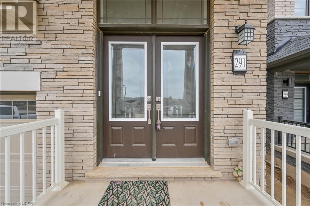 291 Gillespie Drive, Brantford, Ontario  N3T 0W1 - Photo 2 - 40570789