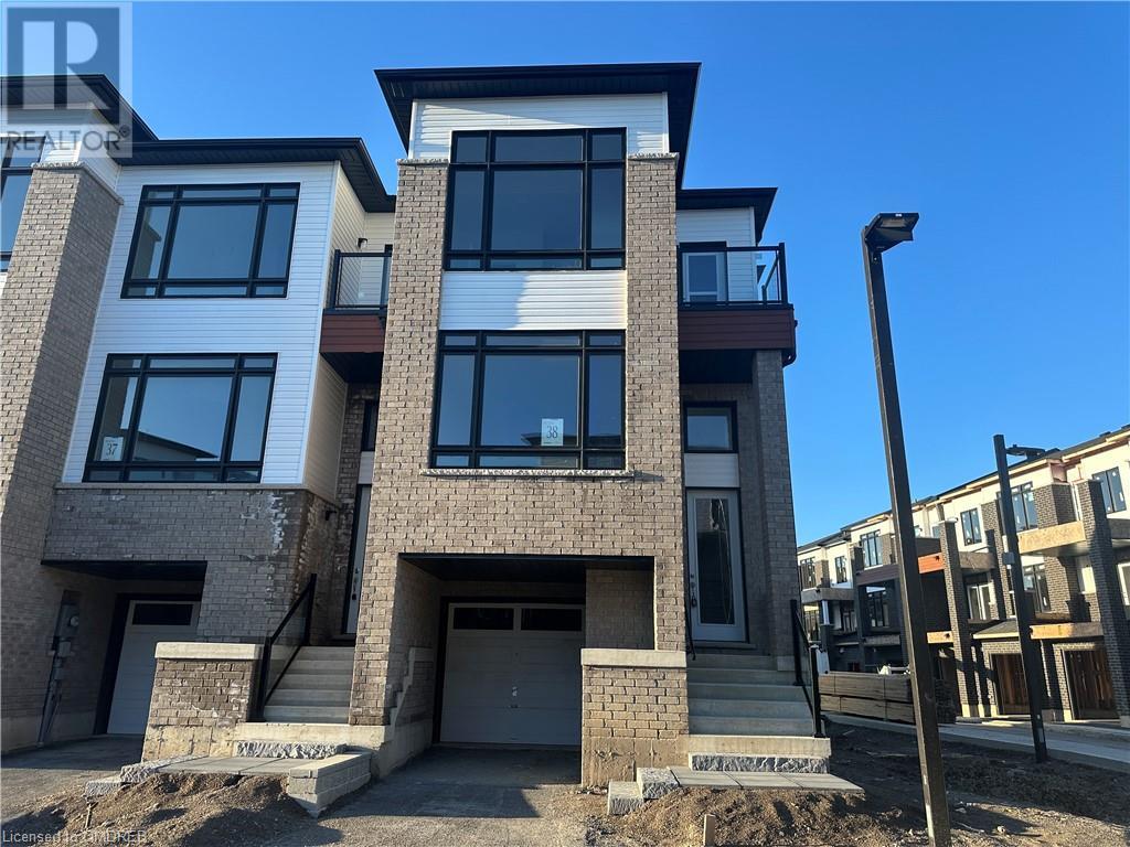 150 Glendale Avenue Unit# 38, St. Catharines, Ontario  L2T 2K1 - Photo 1 - 40571044