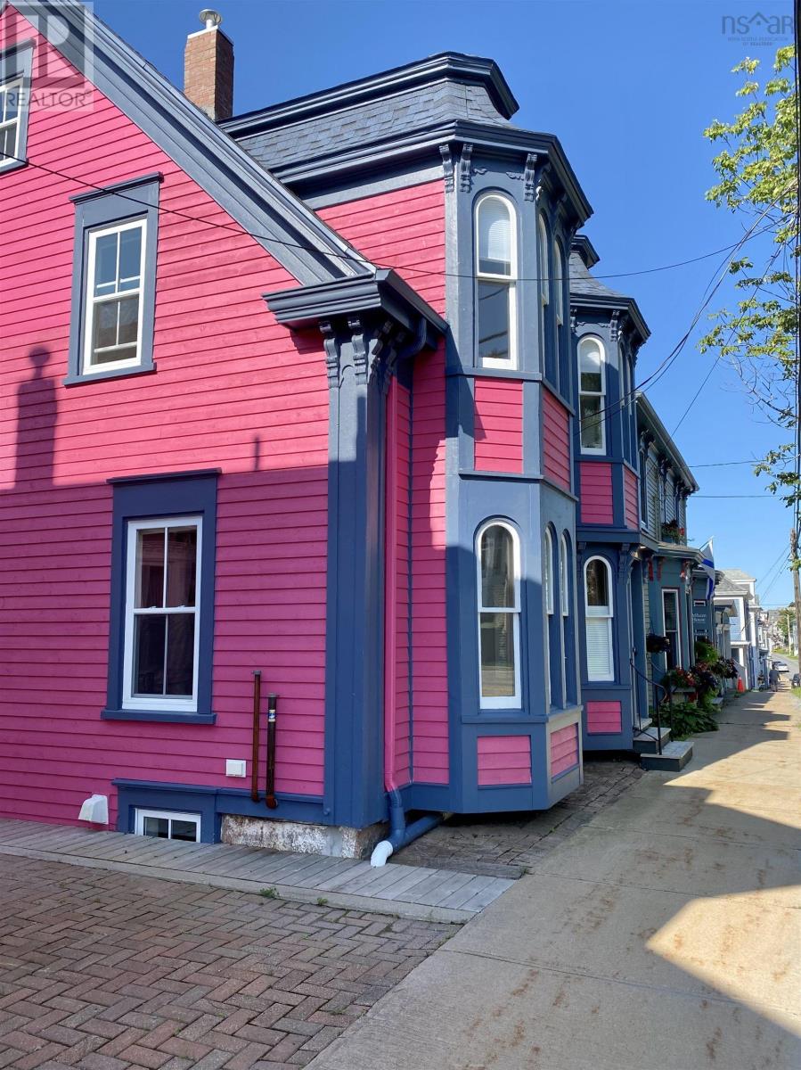 226 Pelham Street, Lunenburg, Nova Scotia  B0J 2C0 - Photo 36 - 202407079