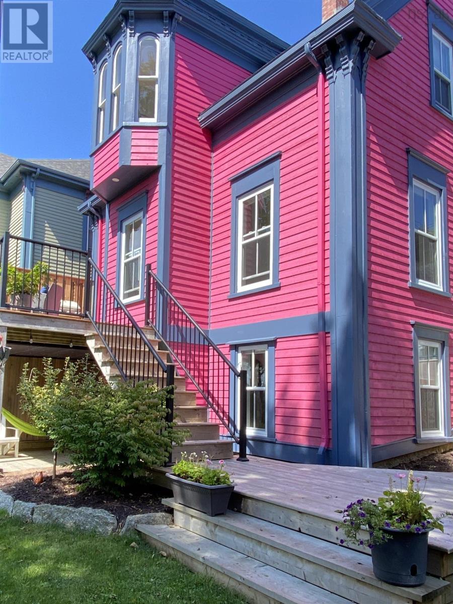 226 Pelham Street, Lunenburg, Nova Scotia  B0J 2C0 - Photo 37 - 202407079