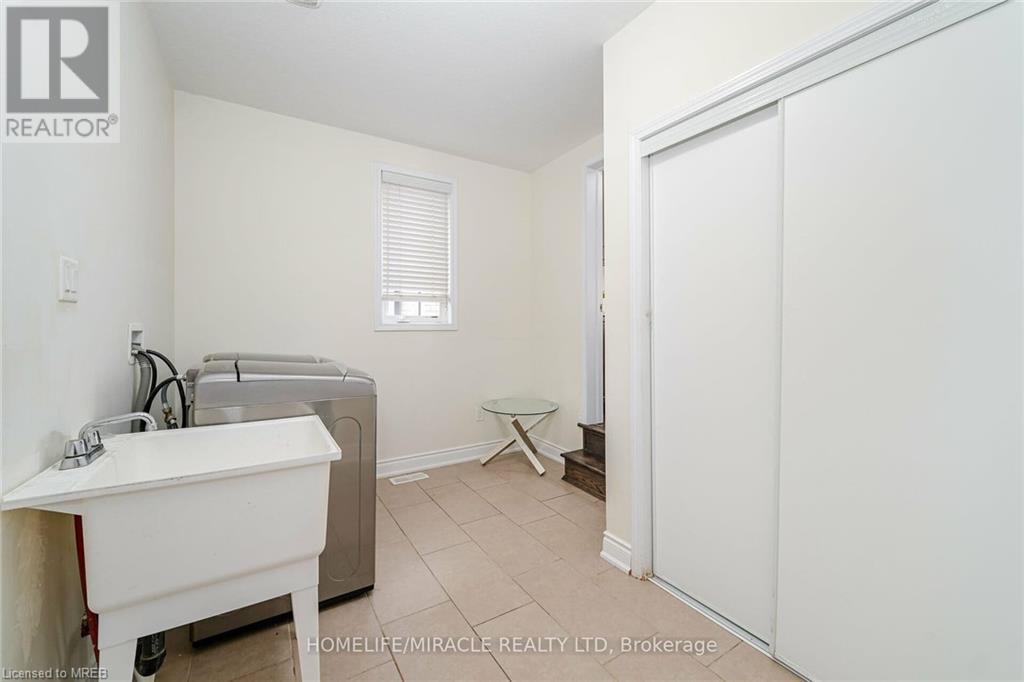 261 Crafter Crescent, Hamilton, Ontario  L8J 0J2 - Photo 15 - 40570486