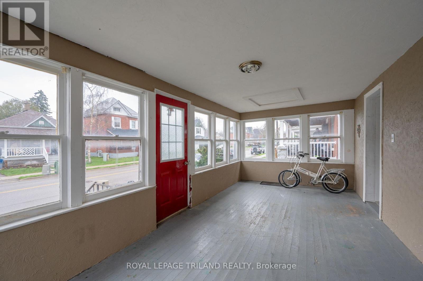 53 Fifth Ave, St. Thomas, Ontario  N5R 4C7 - Photo 5 - X8232396