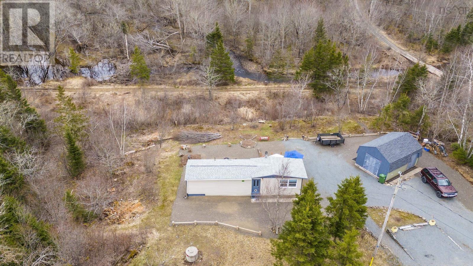 5988 Highway 236, Upper Kennetcook, Nova Scotia  B0N 2L0 - Photo 1 - 202407087