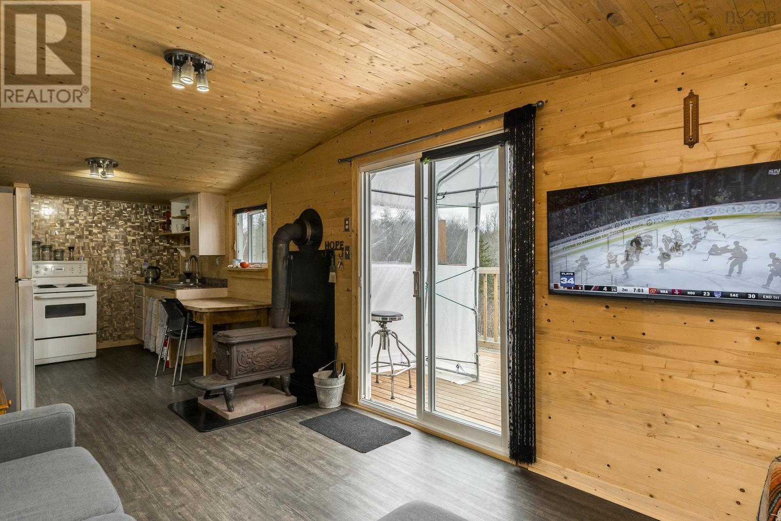 5988 Highway 236, Upper Kennetcook, Nova Scotia  B0N 2L0 - Photo 16 - 202407087