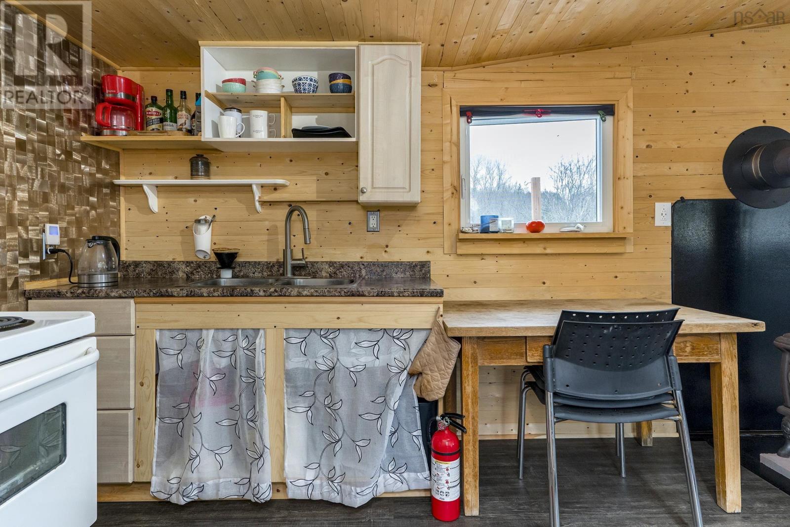 5988 Highway 236, Upper Kennetcook, Nova Scotia  B0N 2L0 - Photo 23 - 202407087