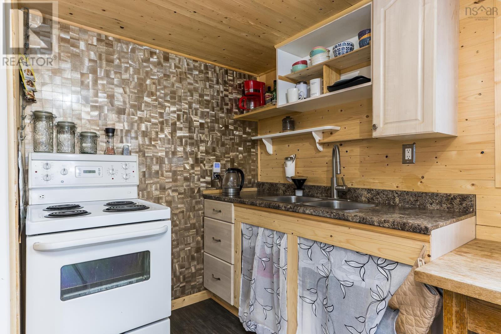 5988 Highway 236, Upper Kennetcook, Nova Scotia  B0N 2L0 - Photo 24 - 202407087