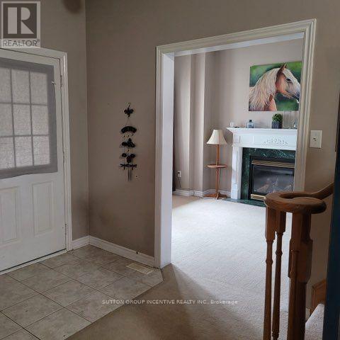 39 Penvill Trail, Barrie, Ontario  L4N 1T7 - Photo 2 - S8232684