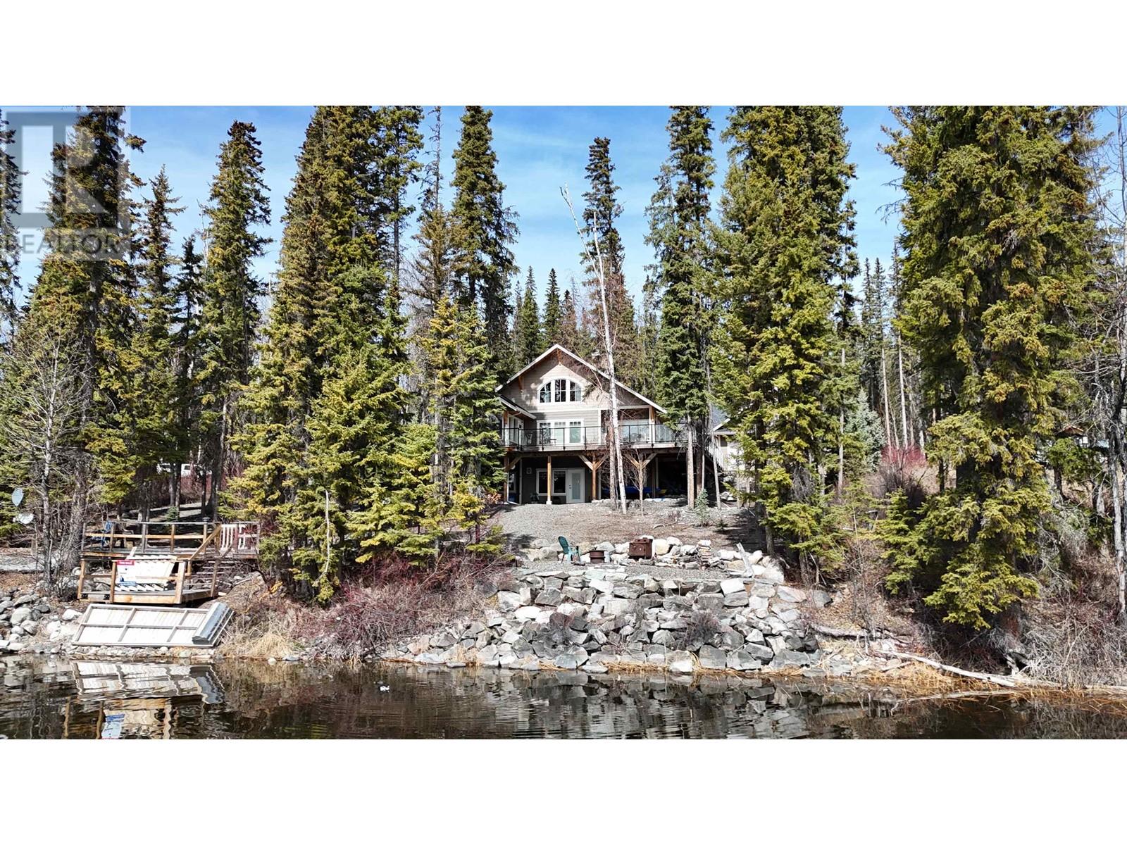 5756 Timothy Lake Road, Lac La Hache, British Columbia  V0K 1T0 - Photo 3 - R2868244