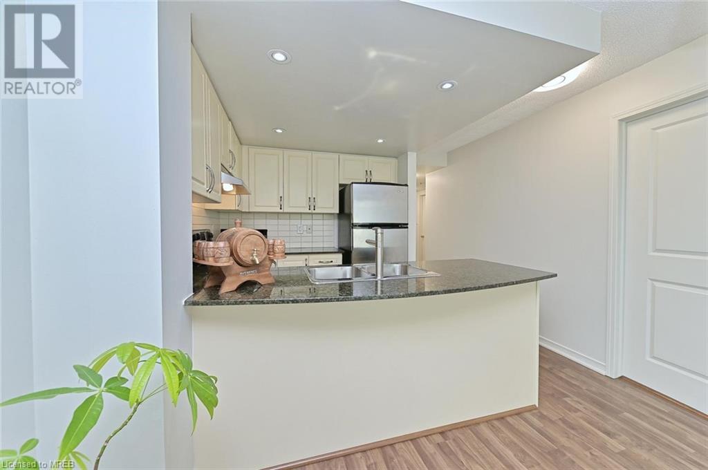 9 George Street Unit# 2201, Brampton, Ontario  L6X 0T6 - Photo 17 - 40571388