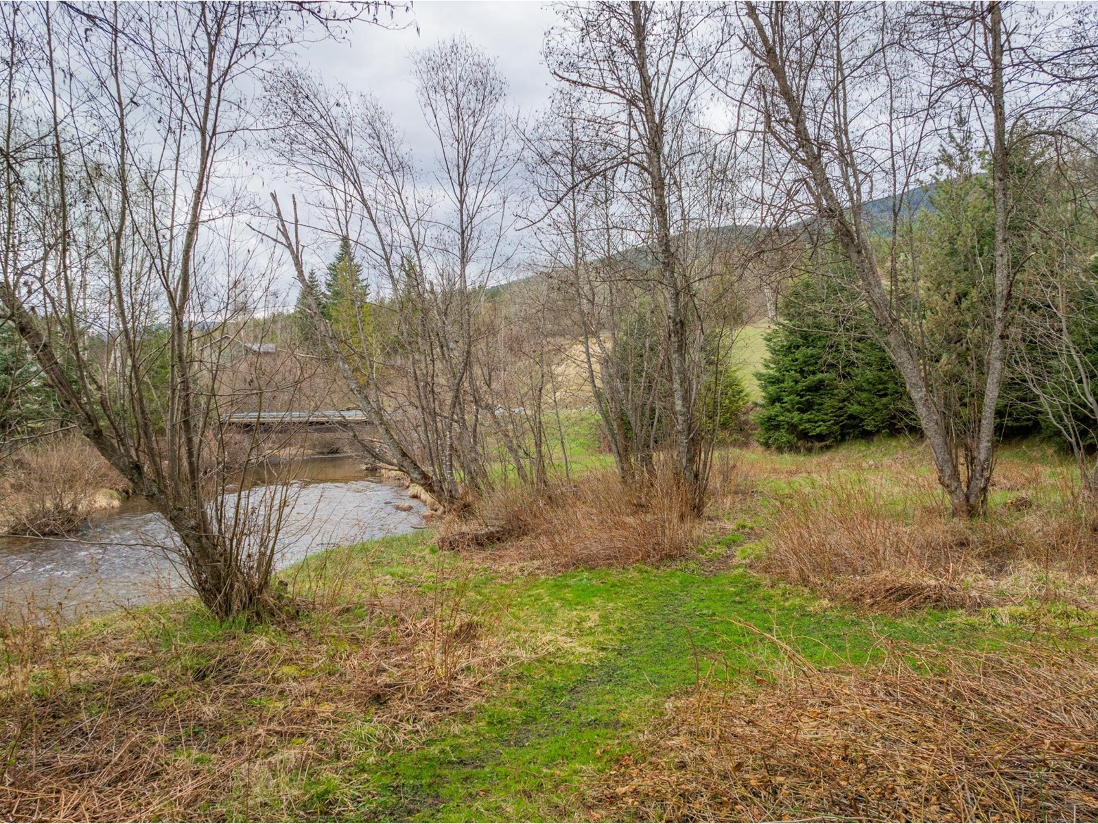 3210 Pass Creek Road, Castlegar, British Columbia  V0G 1H0 - Photo 57 - 2476062