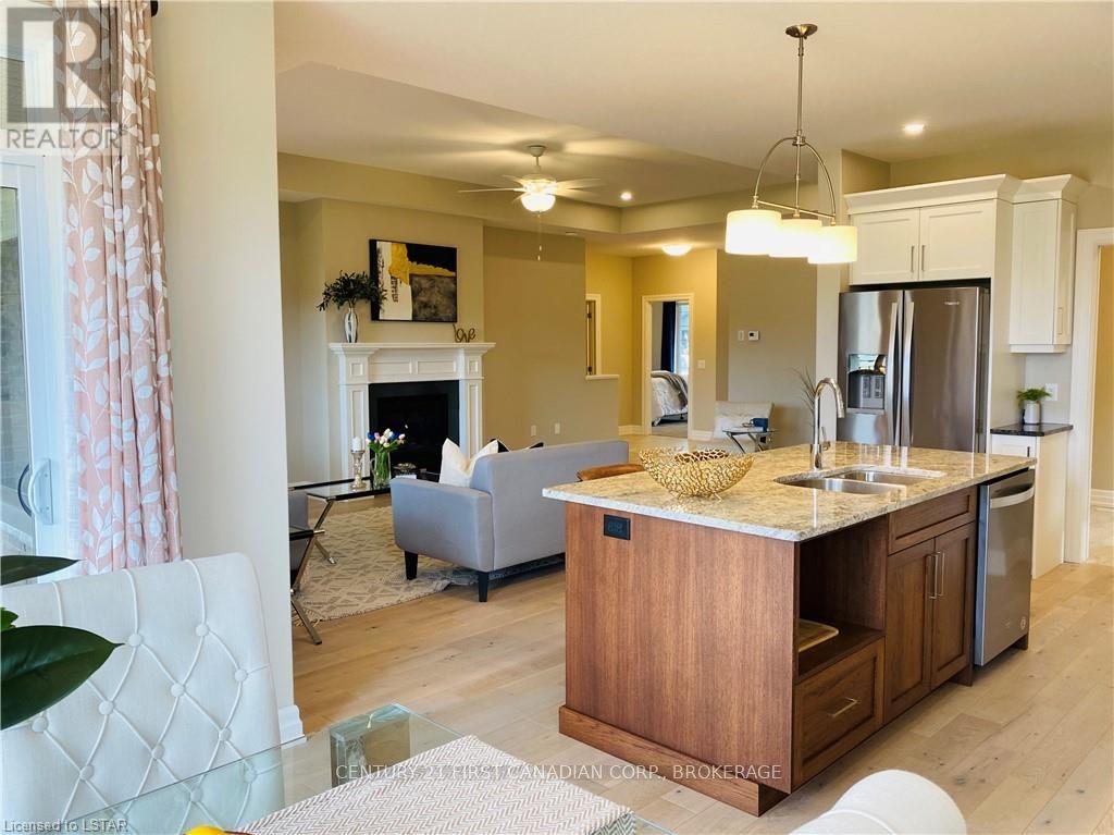 2118 Lockwood Cres, Strathroy-Caradoc, Ontario  N0L 1W0 - Photo 9 - X8232916