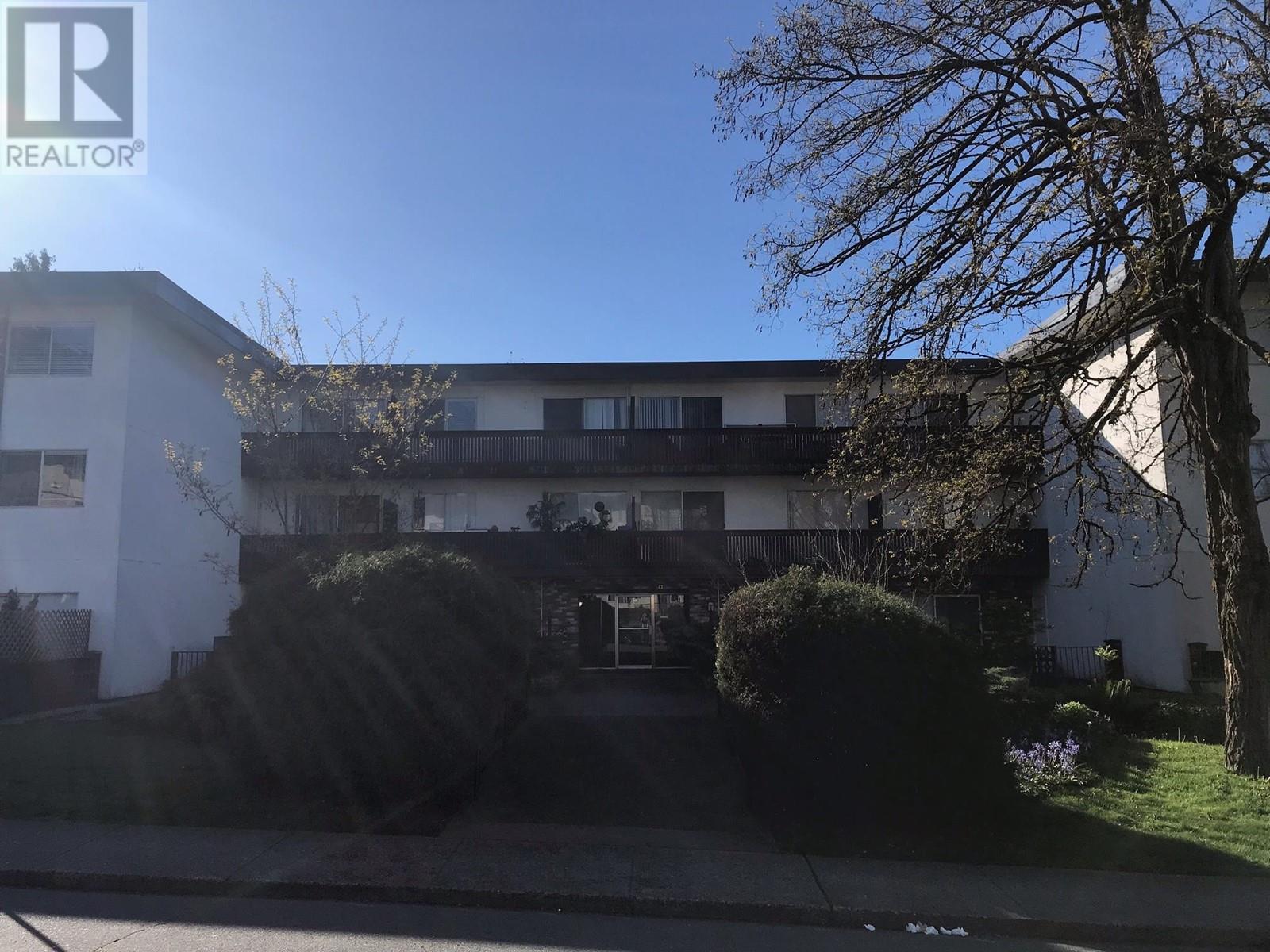 313 910 FIFTH AVENUE, new westminster, British Columbia