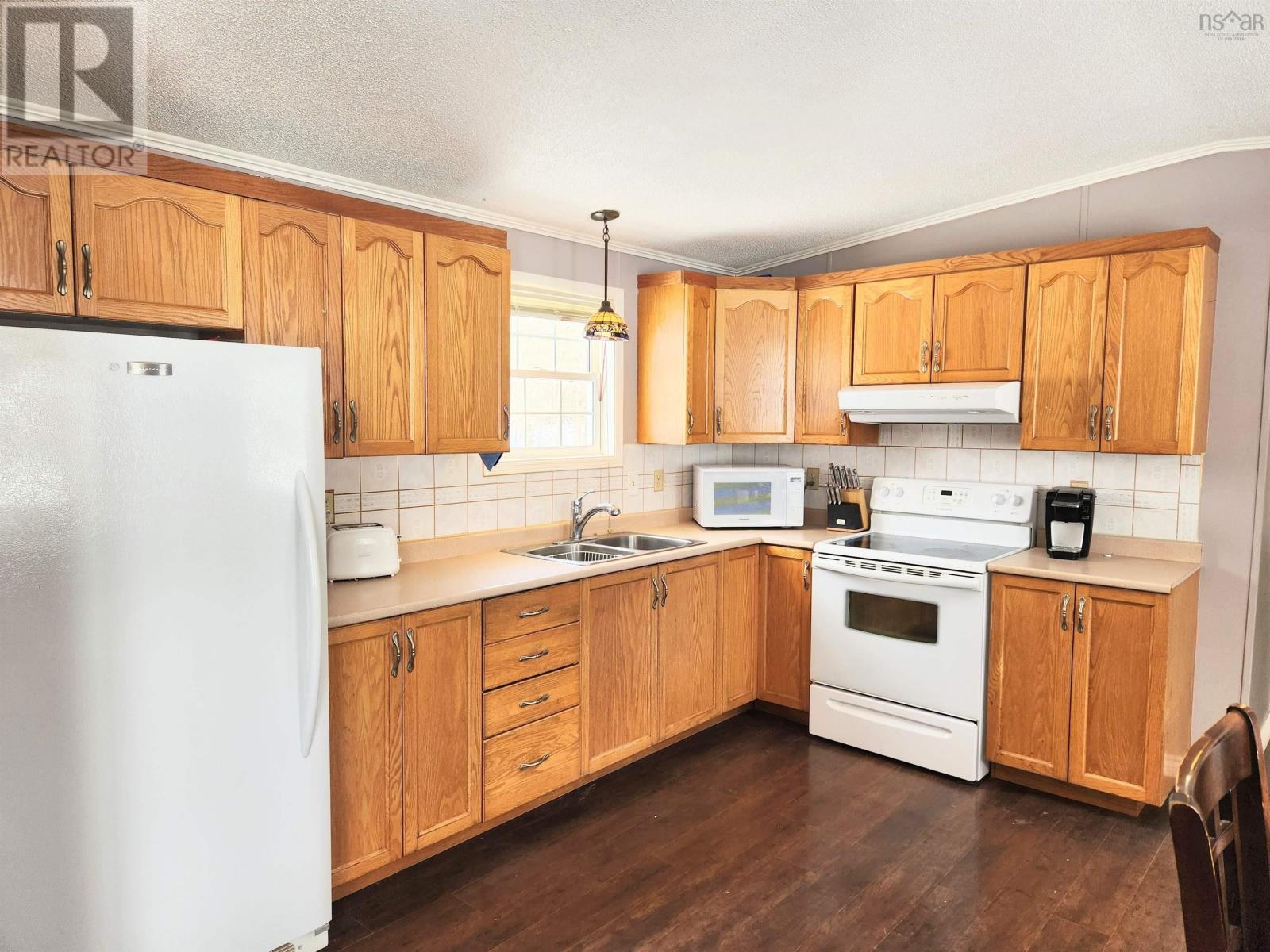 19 Manse Road, Kenzieville, Nova Scotia  B0K 1A0 - Photo 7 - 202404073