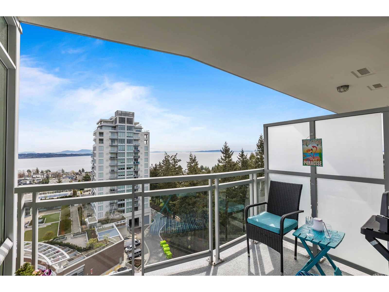 Listing Picture 29 of 40 : 1201 15152 RUSSELL AVENUE, White Rock - 魯藝地產 Yvonne Lu Group - MLS Medallion Club Member