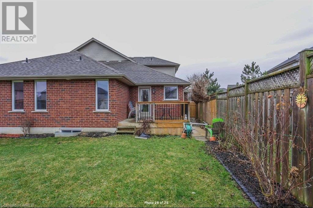 563 Hummingbird Crescent, Woodstock, Ontario  N4T 0C1 - Photo 27 - 40570571