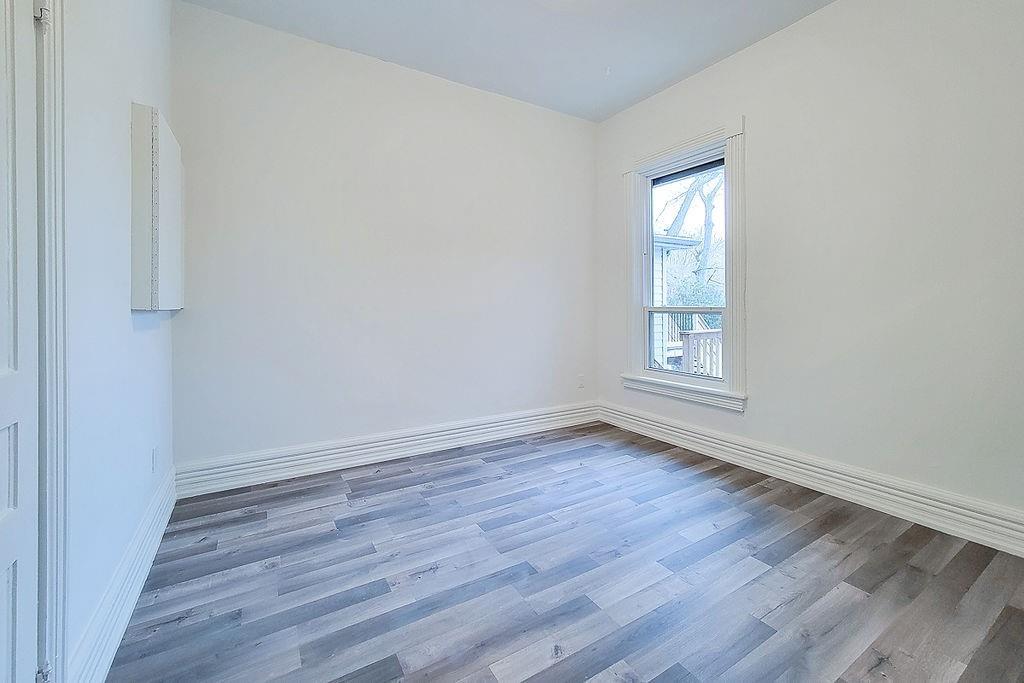 36 Erie Avenue, Unit #2 Upper, Hamilton, Ontario  L8N 2W6 - Photo 12 - H4189098