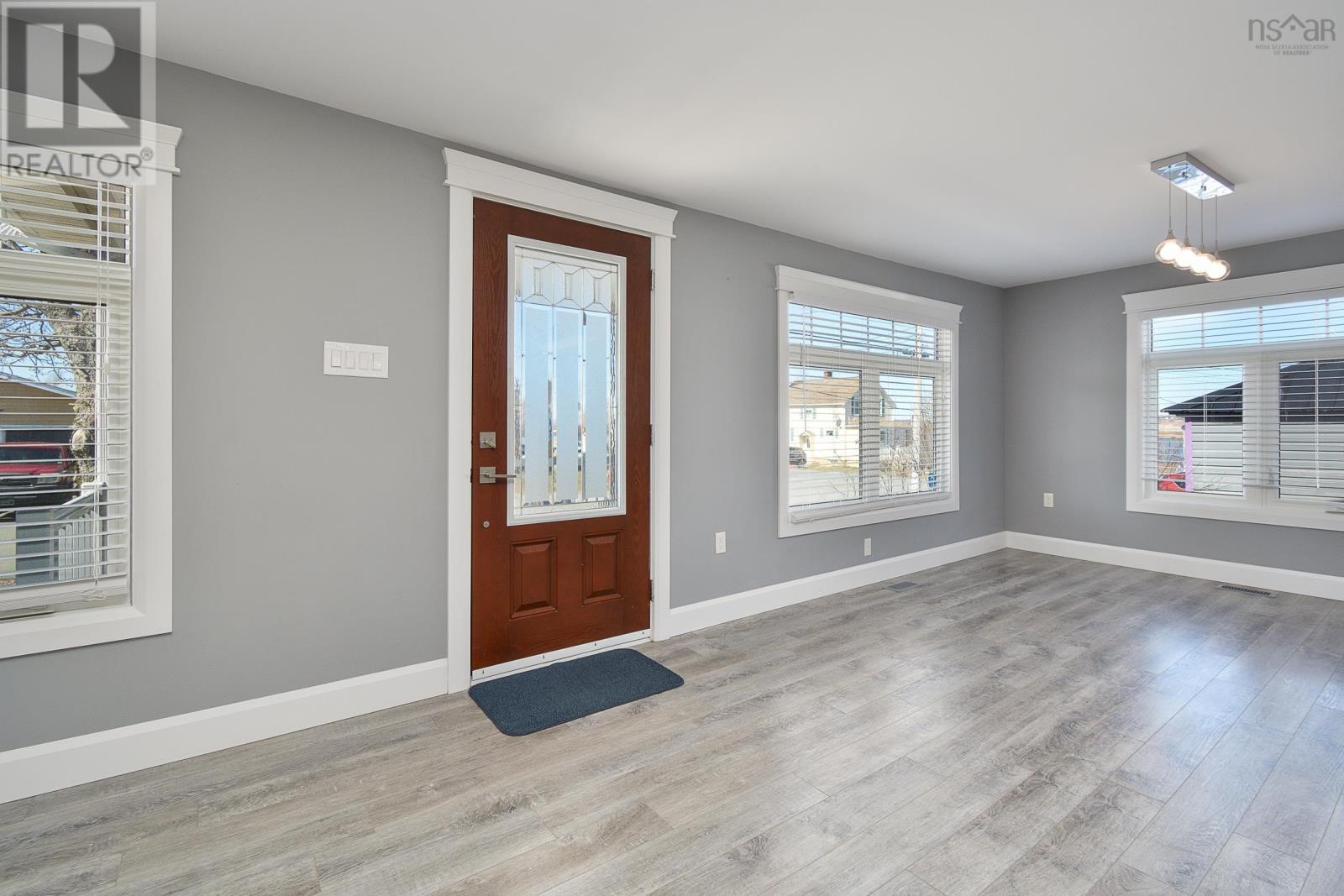 45 Monteith Avenue, Westmount, Nova Scotia  B1R 1K5 - Photo 4 - 202407095