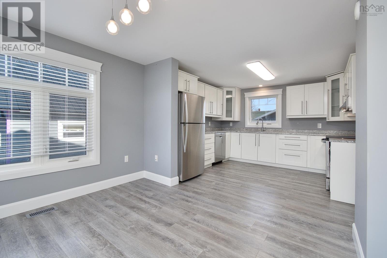 45 Monteith Avenue, Westmount, Nova Scotia  B1R 1K5 - Photo 6 - 202407095