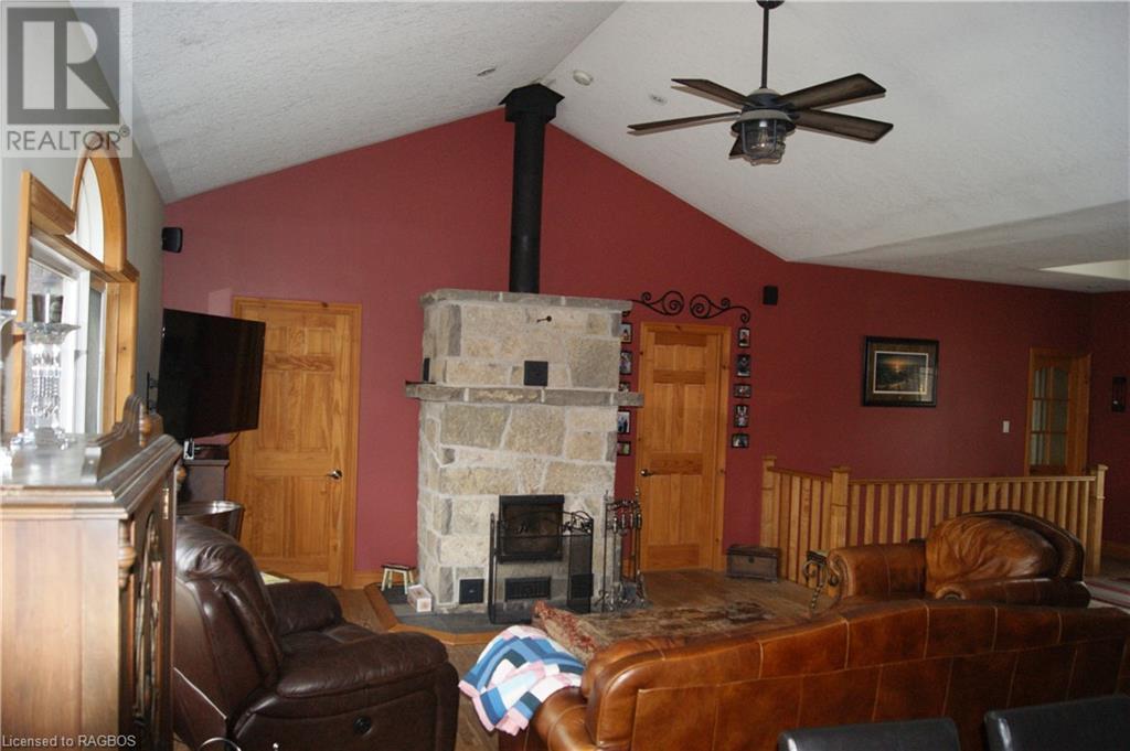 2511 George Parkway, Springwater, Ontario  L0L 1Y3 - Photo 14 - 40563932