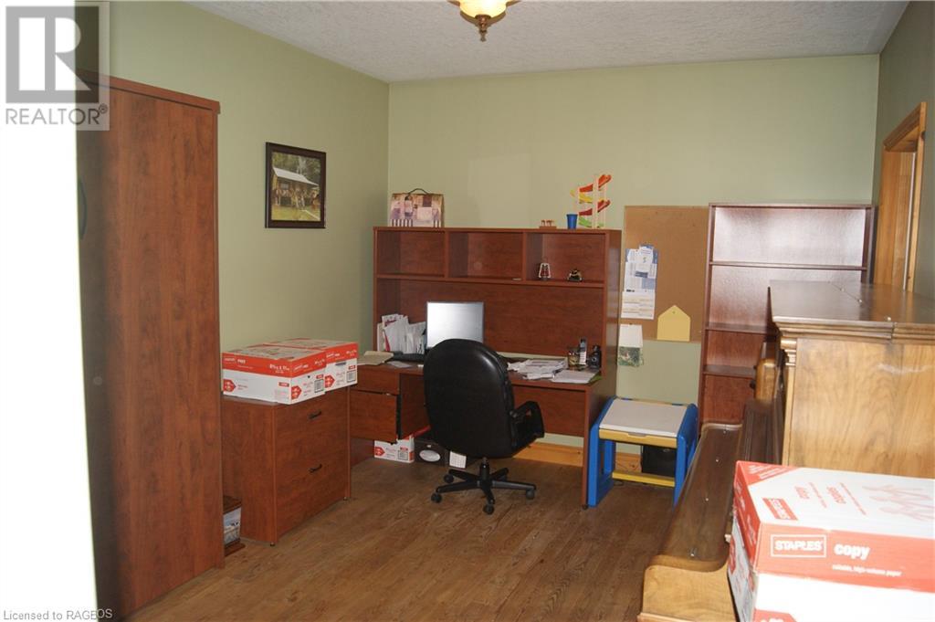 2511 George Parkway, Springwater, Ontario  L0L 1Y3 - Photo 23 - 40563932