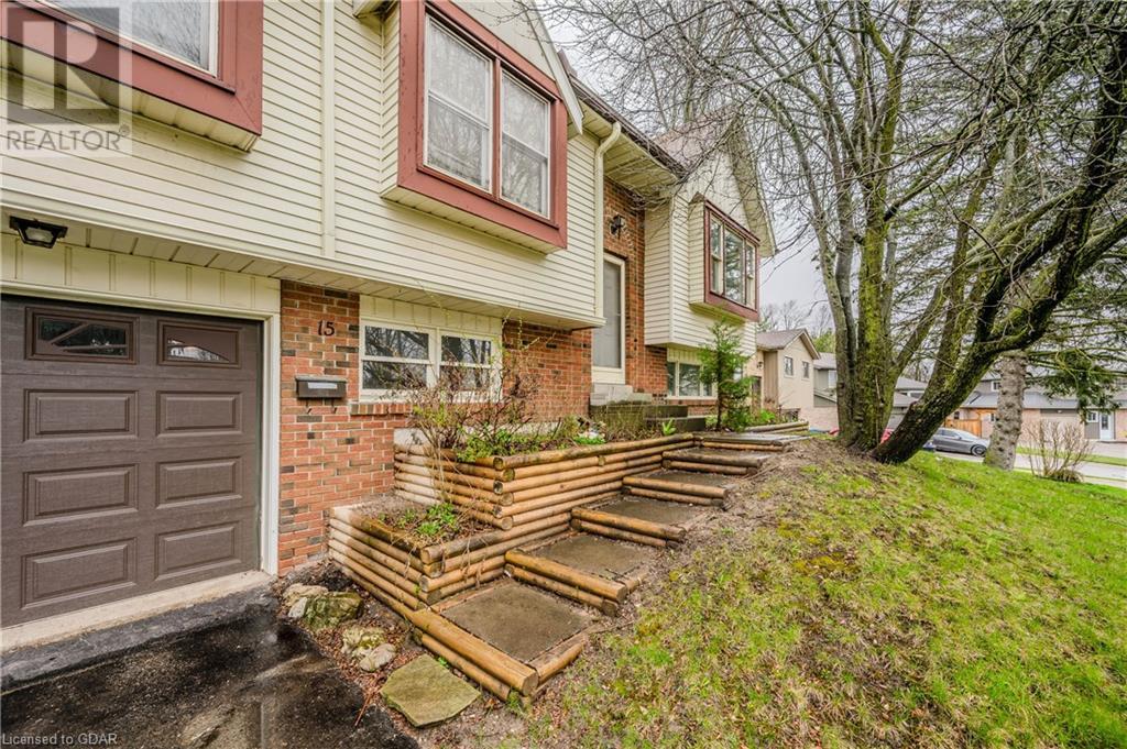 15 Woodridge Drive, Guelph, Ontario  N1H 7E3 - Photo 3 - 40569217
