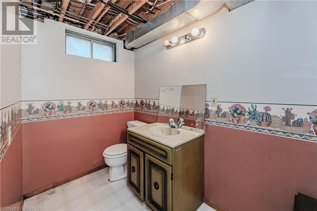 15 Woodridge Drive, Guelph, Ontario  N1H 7E3 - Photo 32 - 40569217
