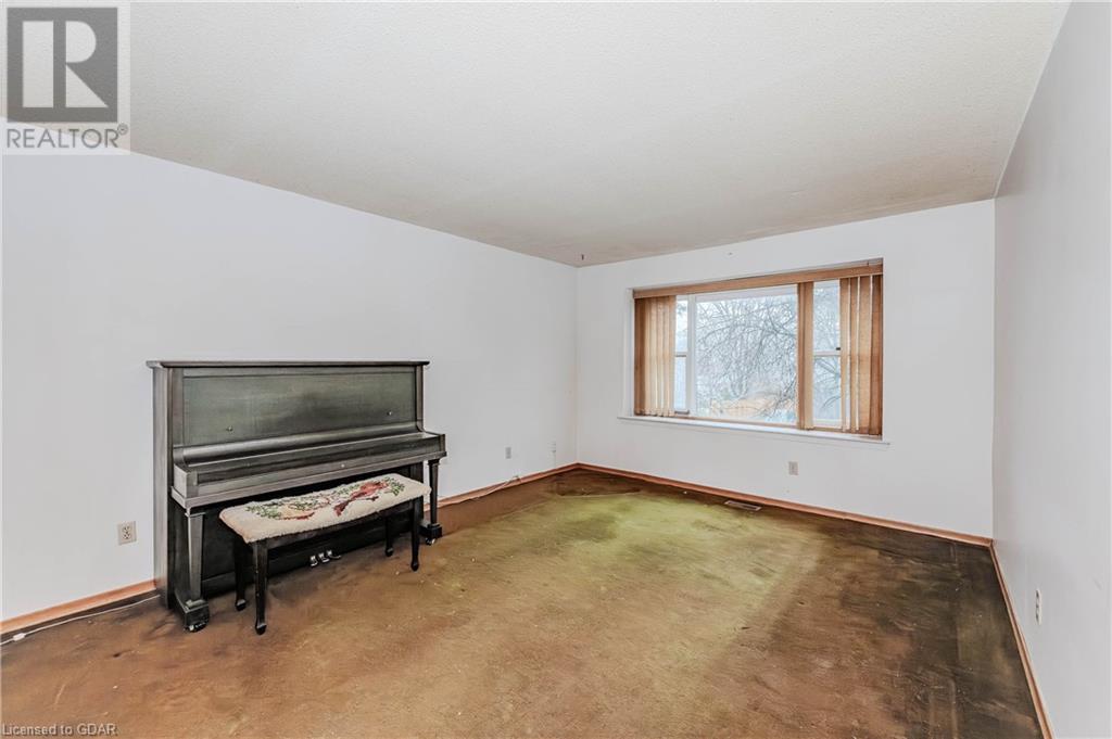 15 Woodridge Drive, Guelph, Ontario  N1H 7E3 - Photo 7 - 40569217