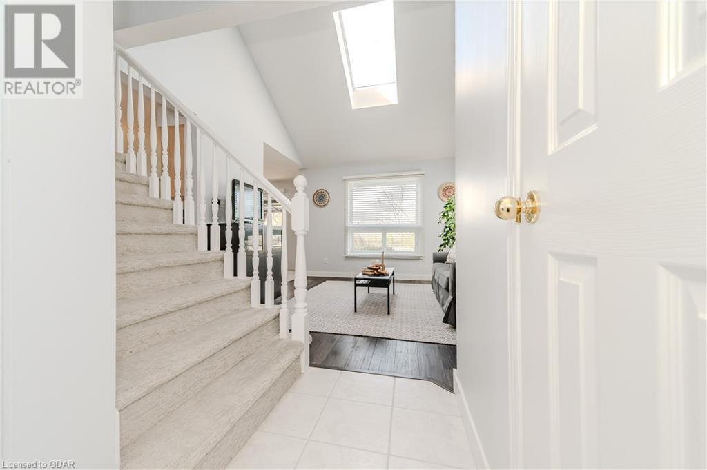 20 Pratt Place, Cambridge, Ontario  N3C 4C8 - Photo 5 - 40570754