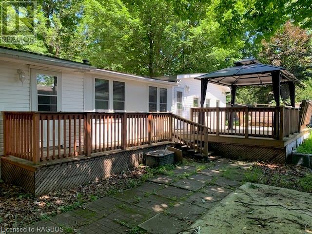 4 Pacific Avenue, Wasaga Beach, Ontario  L9Z 3A8 - Photo 24 - 40508479