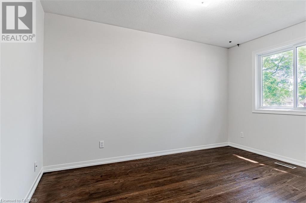 2435 Cyprus Avenue, Burlington, Ontario  L7P 1G5 - Photo 22 - 40571404