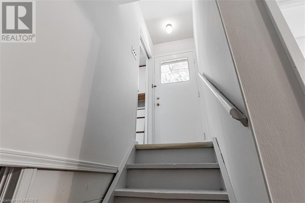 2435 Cyprus Avenue, Burlington, Ontario  L7P 1G5 - Photo 26 - 40571404