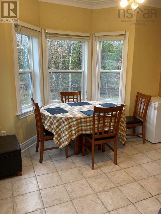 136 Londonberry Drive, Hammonds Plains, Nova Scotia  B4B 1X3 - Photo 8 - 202407129