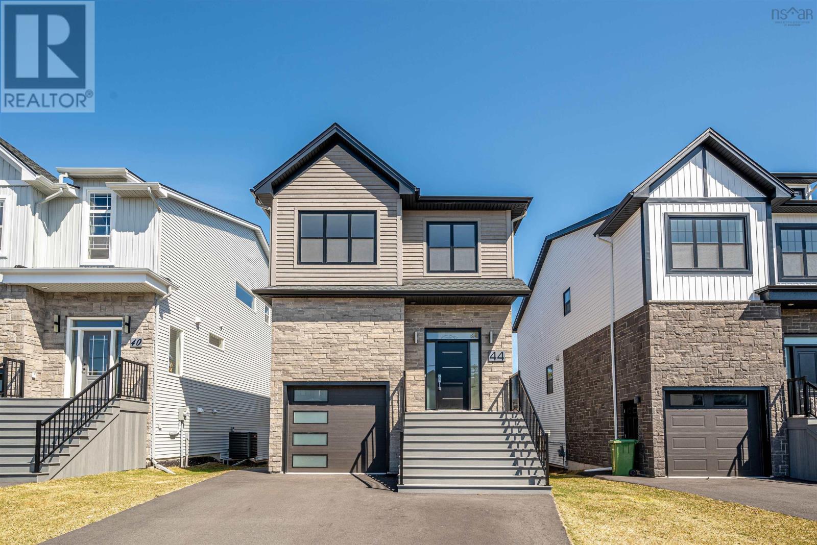 44 Breaktrail Drive, Bedford, Nova Scotia  B4B 2J7 - Photo 1 - 202407130