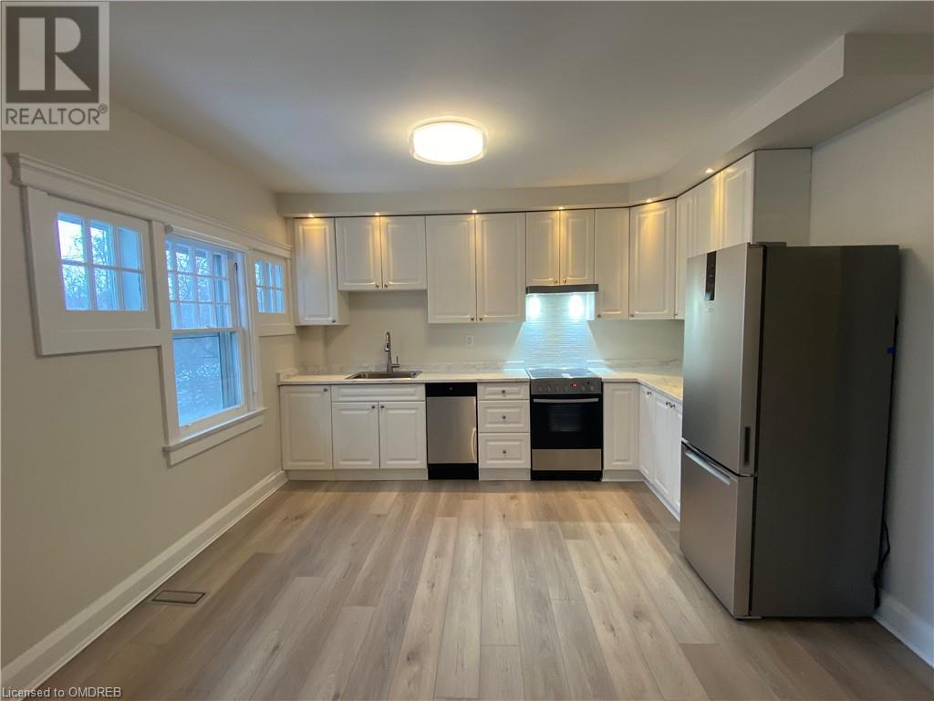 225 Trafalgar Road Unit# 2, Oakville, Ontario  L6J 3G9 - Photo 3 - 40571481