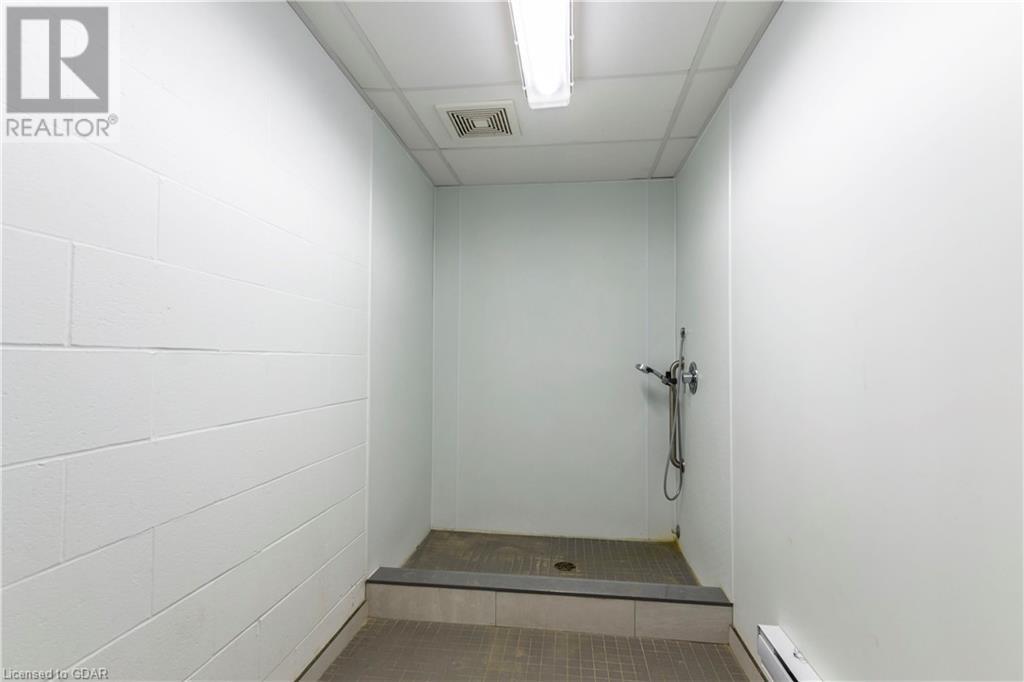 332 Gosling Gardens Unit# 213, Guelph, Ontario  N1L 0P8 - Photo 38 - 40571595