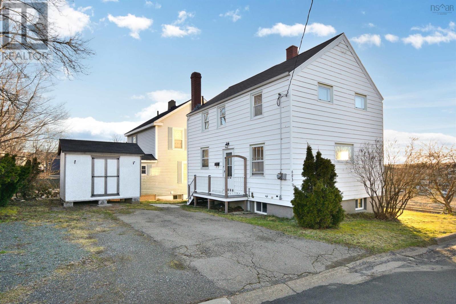 603 Kings Road, Sydney, Nova Scotia  B1S 1B8 - Photo 3 - 202407141