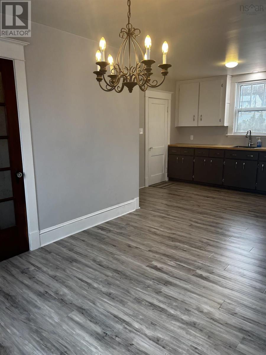 603 Kings Road, Sydney, Nova Scotia  B1S 1B8 - Photo 7 - 202407141