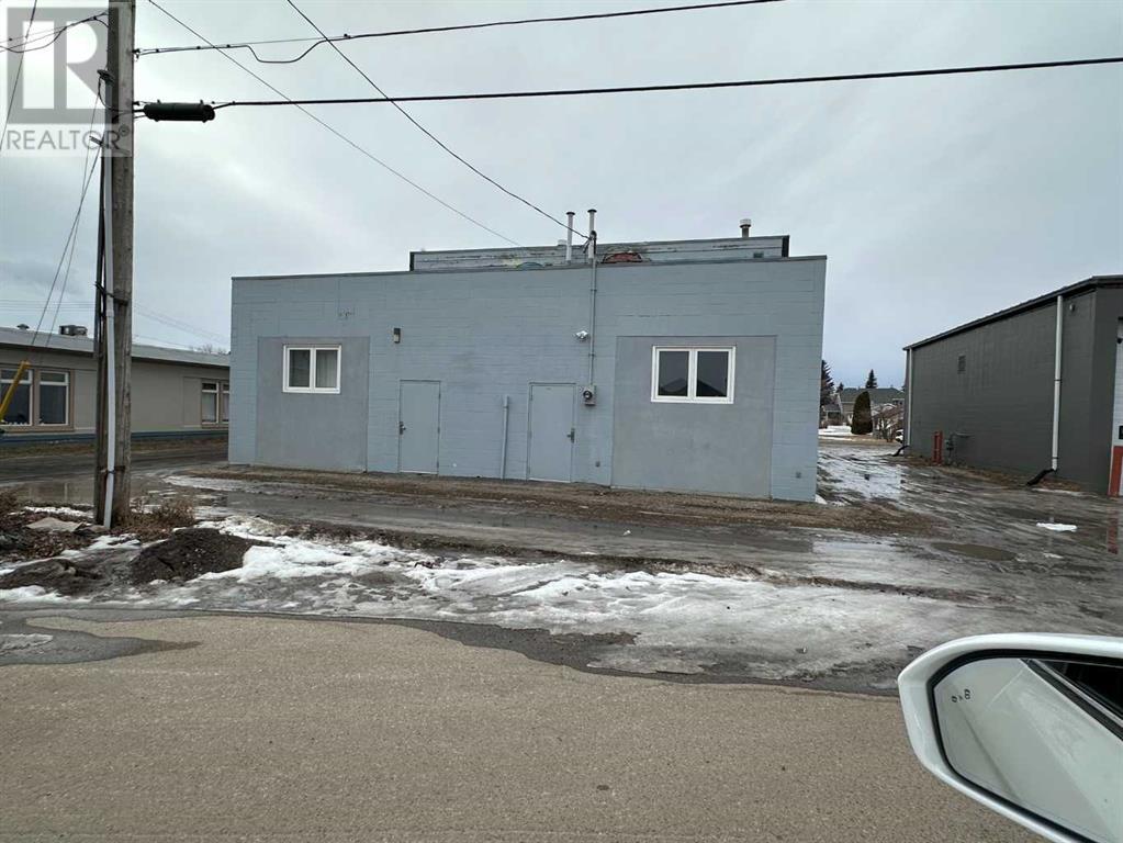 10813 101 Street, Grande Prairie, Alberta  T8V 2R6 - Photo 2 - A2110031