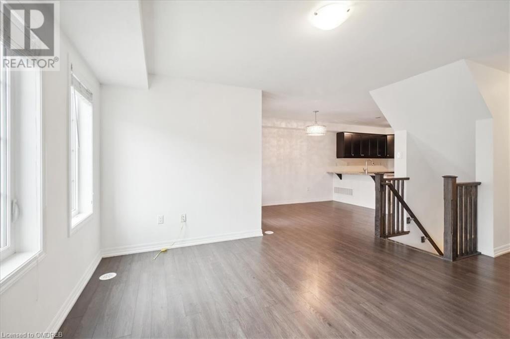 279 Ellen Davidson Drive S, Oakville, Ontario  L6M 0V6 - Photo 9 - 40571248
