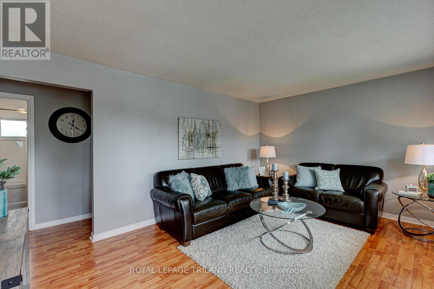 1752 Seeley Dr, London, Ontario  N5W 2B1 - Photo 8 - X8233788