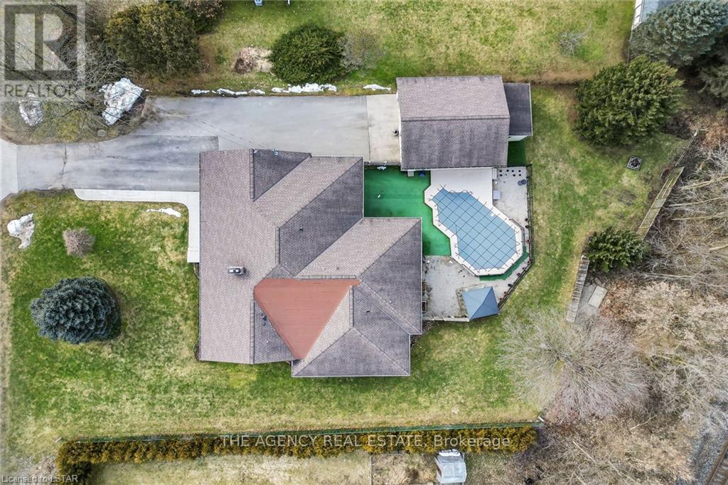 141 Huron Ave, Middlesex Centre, Ontario  N0L 1R0 - Photo 1 - X8234036
