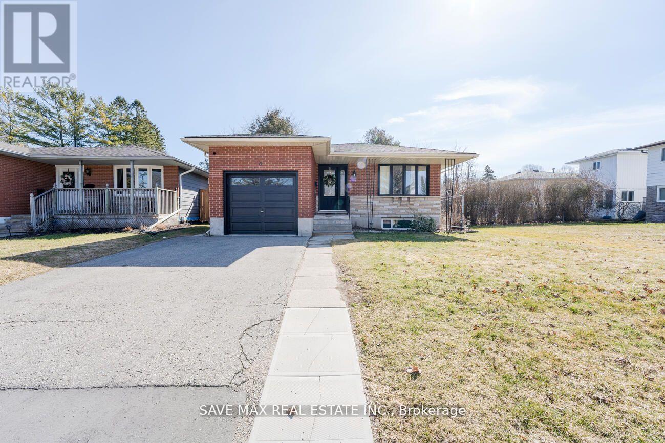 6 Rossford Cres, Kitchener, Ontario  N2M 2H7 - Photo 1 - X8234450
