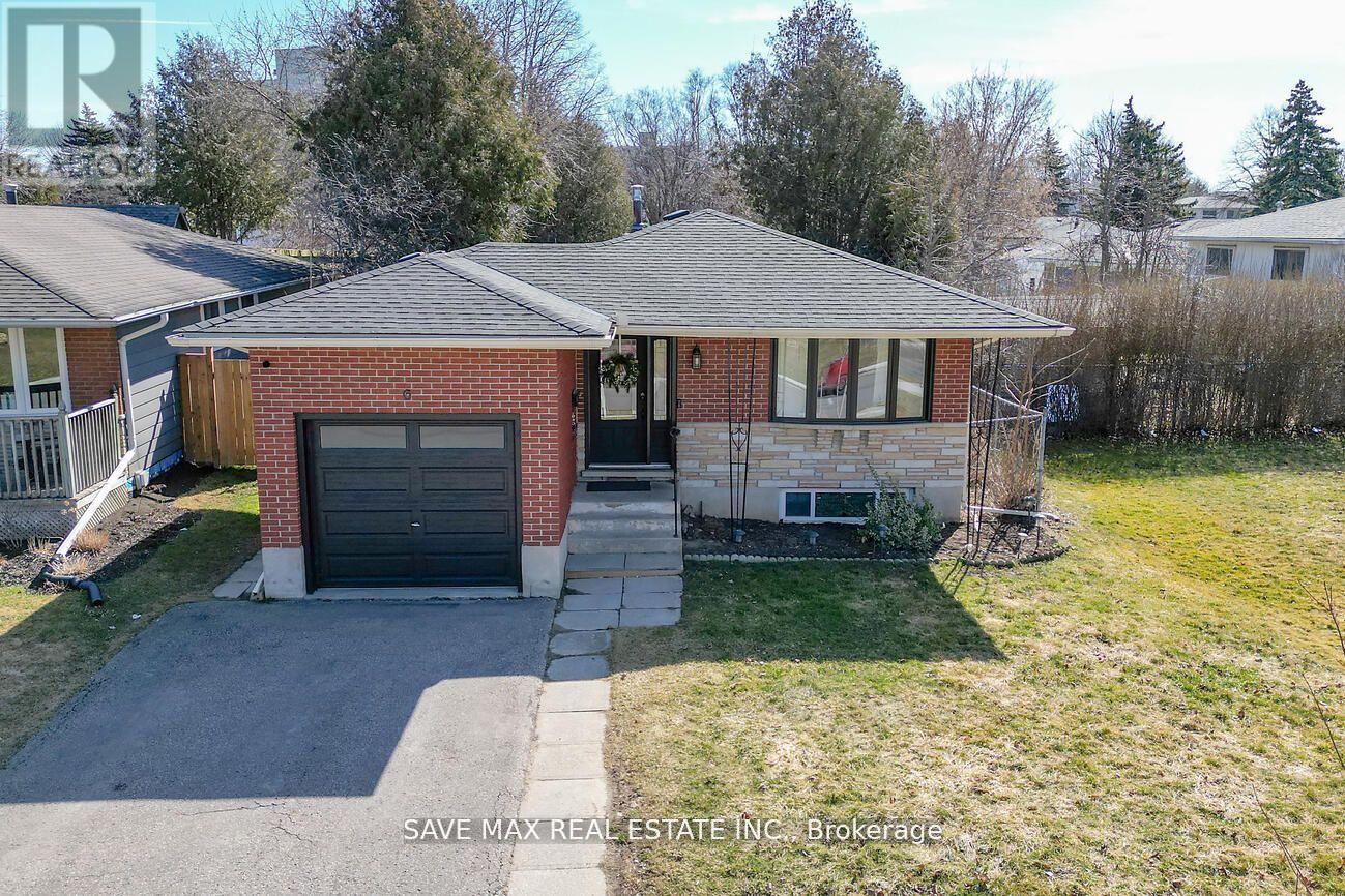 6 Rossford Cres, Kitchener, Ontario  N2M 2H7 - Photo 2 - X8234450