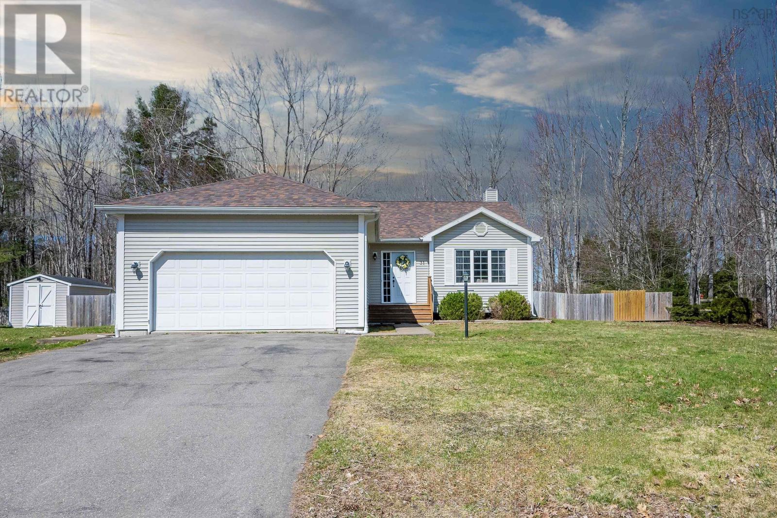 31 Pinecrest Drive, Middleton, Nova Scotia  B0S 1P0 - Photo 1 - 202407174