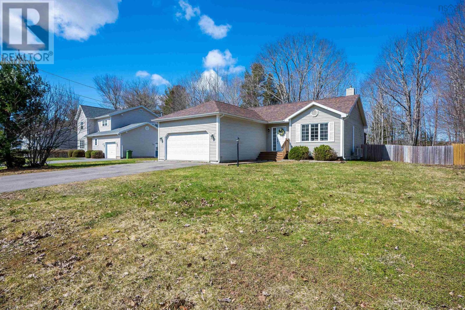 31 Pinecrest Drive, Middleton, Nova Scotia  B0S 1P0 - Photo 2 - 202407174
