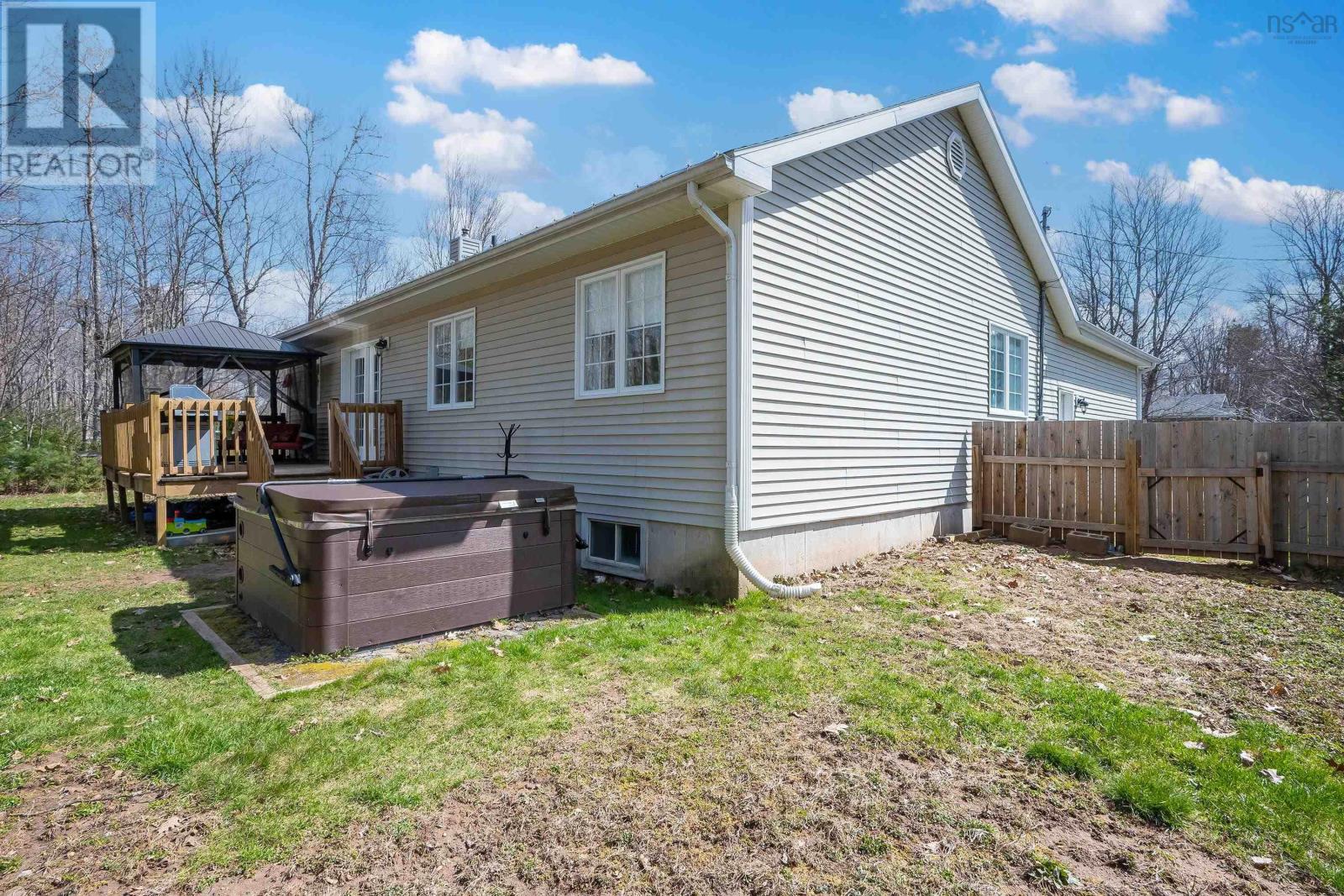 31 Pinecrest Drive, Middleton, Nova Scotia  B0S 1P0 - Photo 3 - 202407174