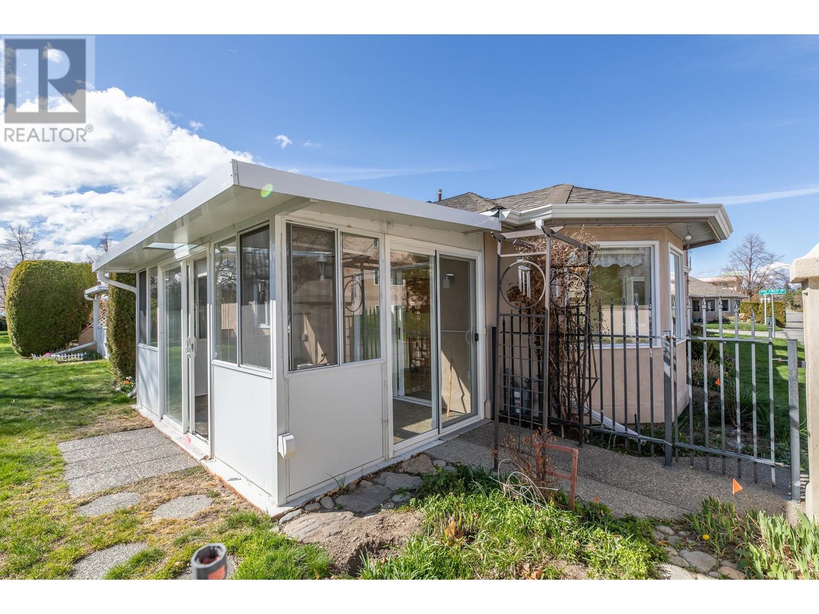 8700 Jubliee Road E Unit# 1 Summerland