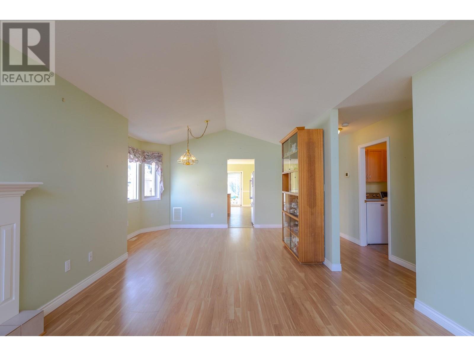 8700 Jubliee Road E Unit# 1 Summerland