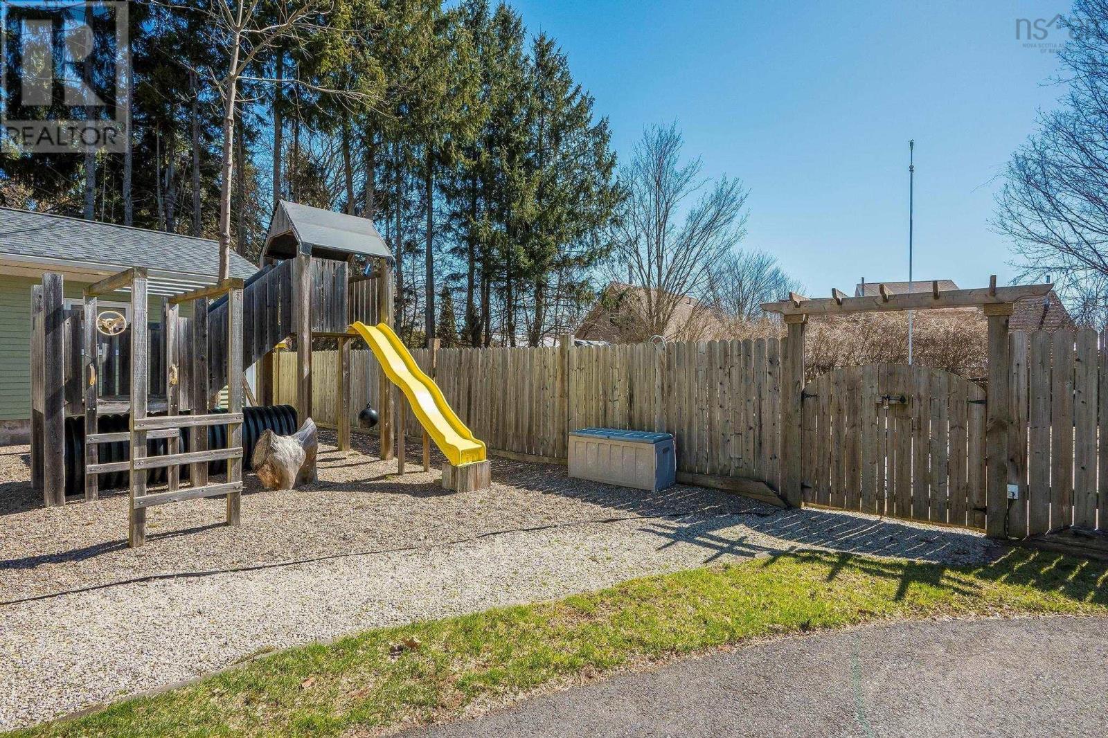 2464 Highway 1, Aylesford, Nova Scotia  B0P 1C0 - Photo 11 - 202407179